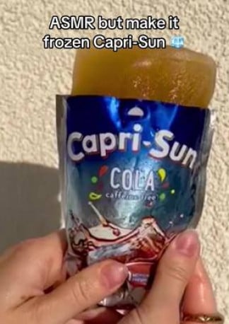 The only thing getting us through this heat 🧊🧃🤩 #caprisun #asmr #summer #frozen #summerhack 