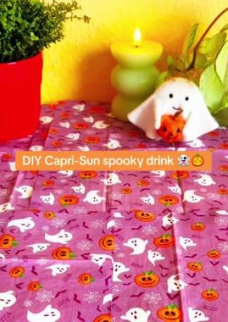 Perfect drink to serve at your Halloween party 👻🎃🕸️#caprisun #halloween #inspiration #drink #pouch 