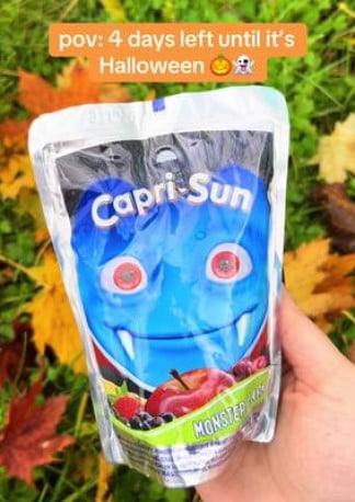 How excited are you for Halloween this year 🎃👻🧛‍♂️? #caprisun #halloween #pouch #iconic 
